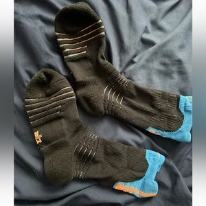 Nike elite basketball socks medium